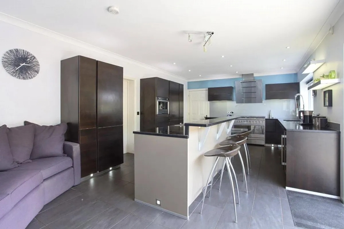 Chapel Walk, Cliddesden, RG25