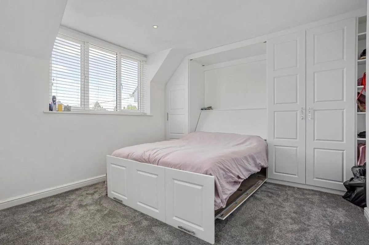 Oakley Lane, Oakley, RG23