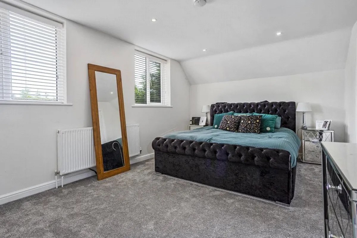 Oakley Lane, Oakley, RG23