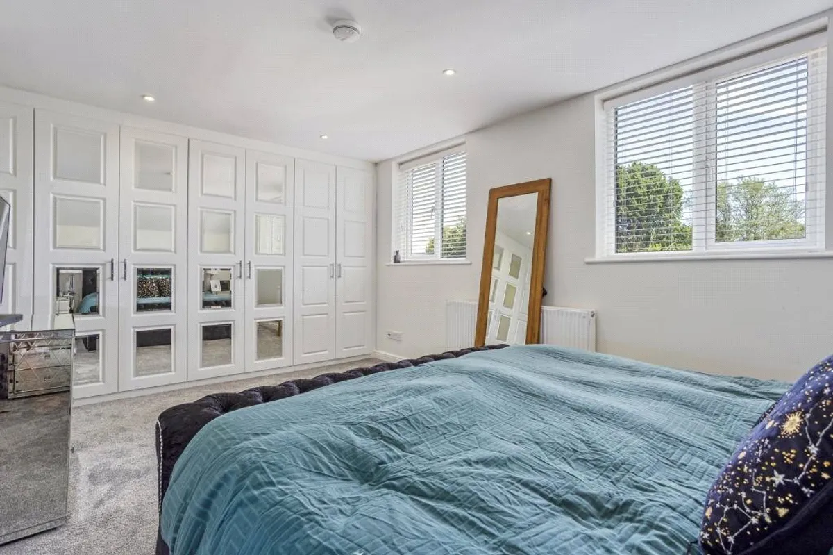 Oakley Lane, Oakley, RG23