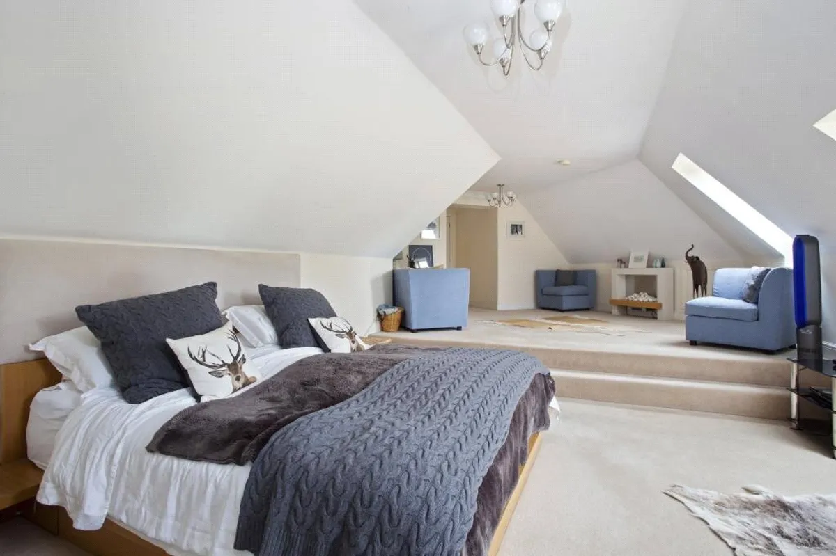 Chapel Walk, Cliddesden, RG25