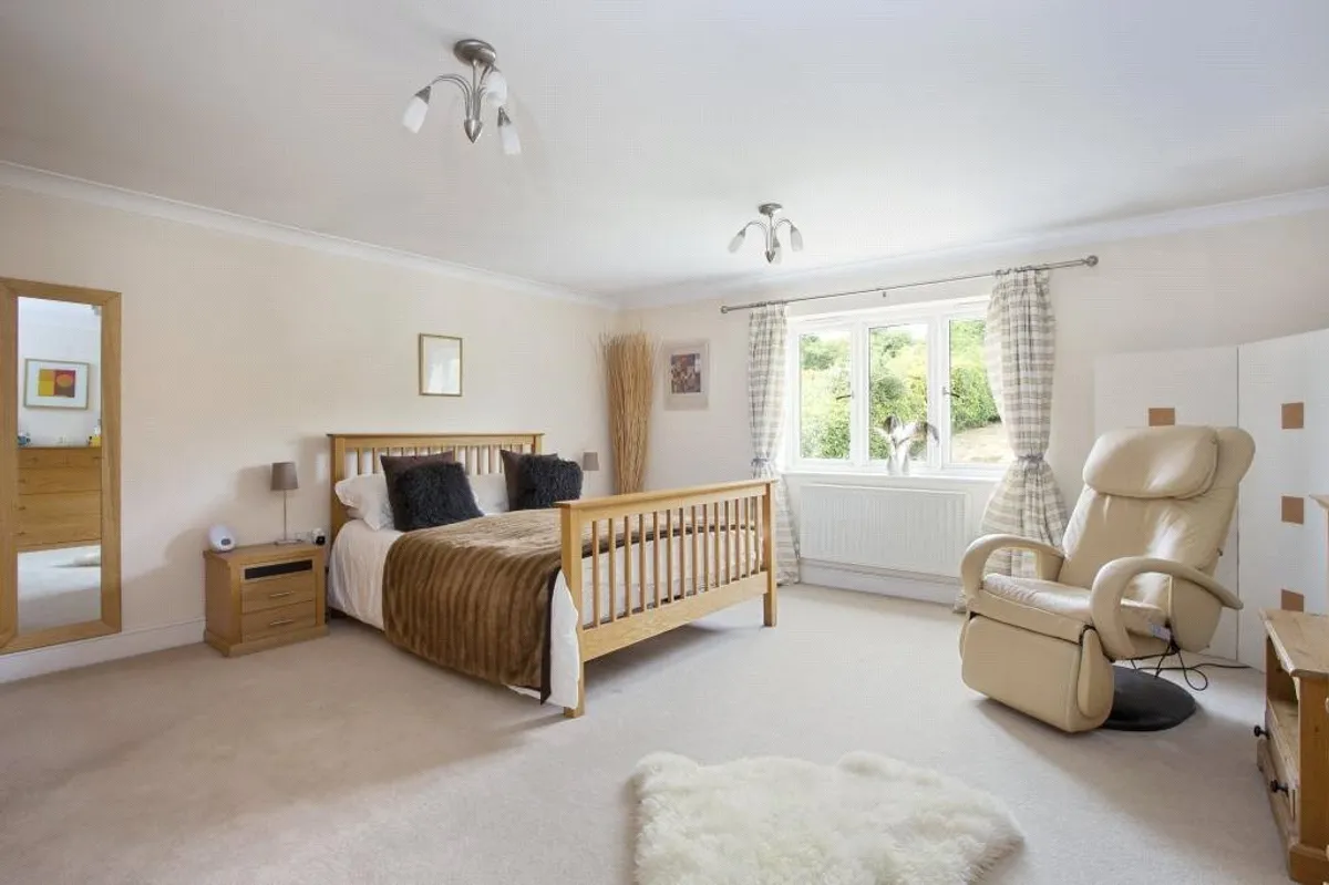 Chapel Walk, Cliddesden, RG25