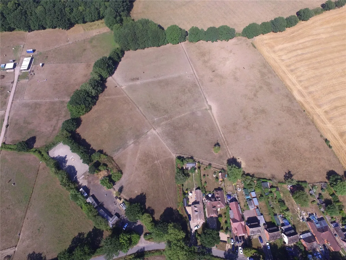 New Road, Pamber Green, Tadley, RG26