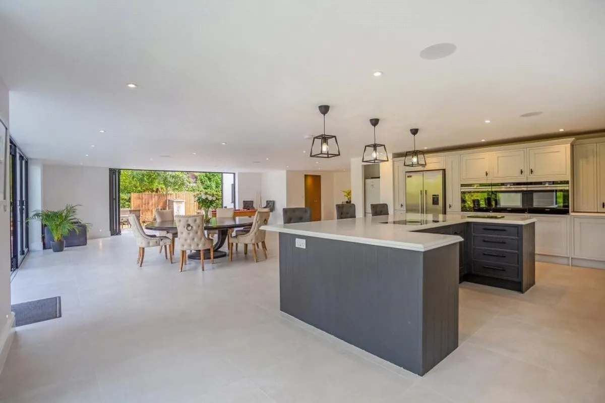 Wayfarin, Brimpton Common, RG7