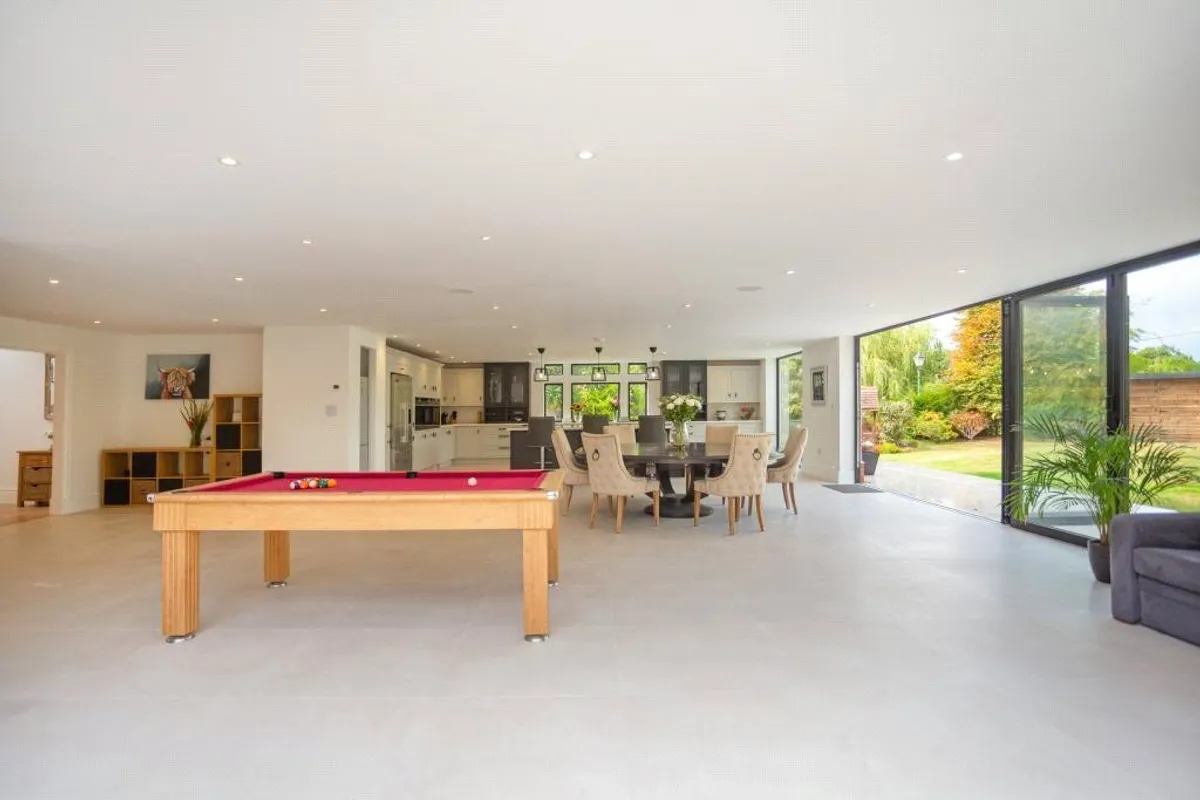 Wayfarin, Brimpton Common, RG7