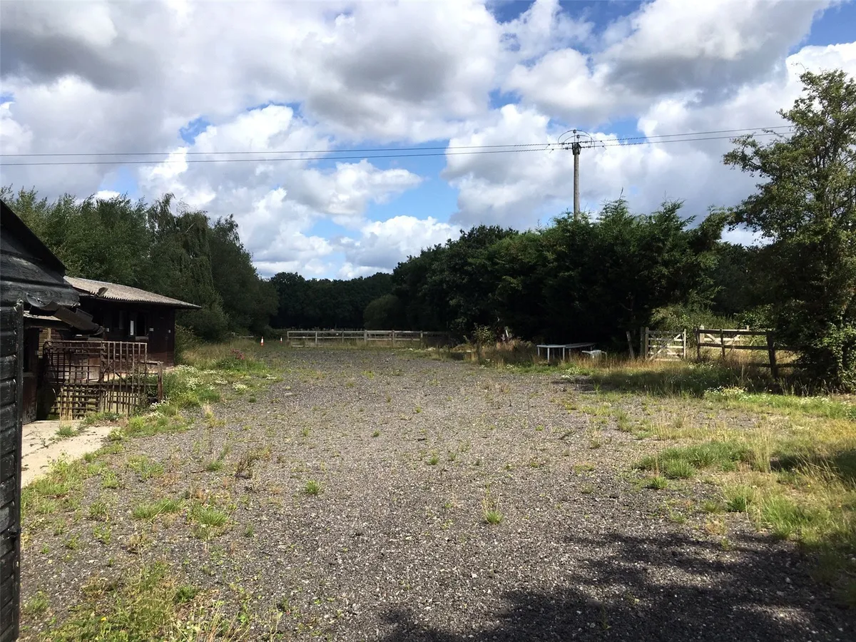New Road, Pamber Green, Tadley, RG26