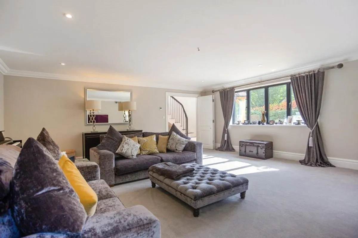 Wayfarin, Brimpton Common, RG7