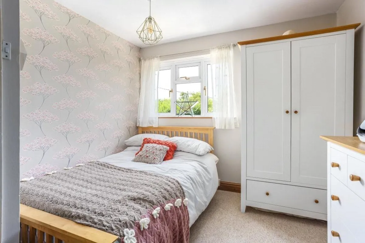 Yew Tree Cottage, Sherborne St John, RG24