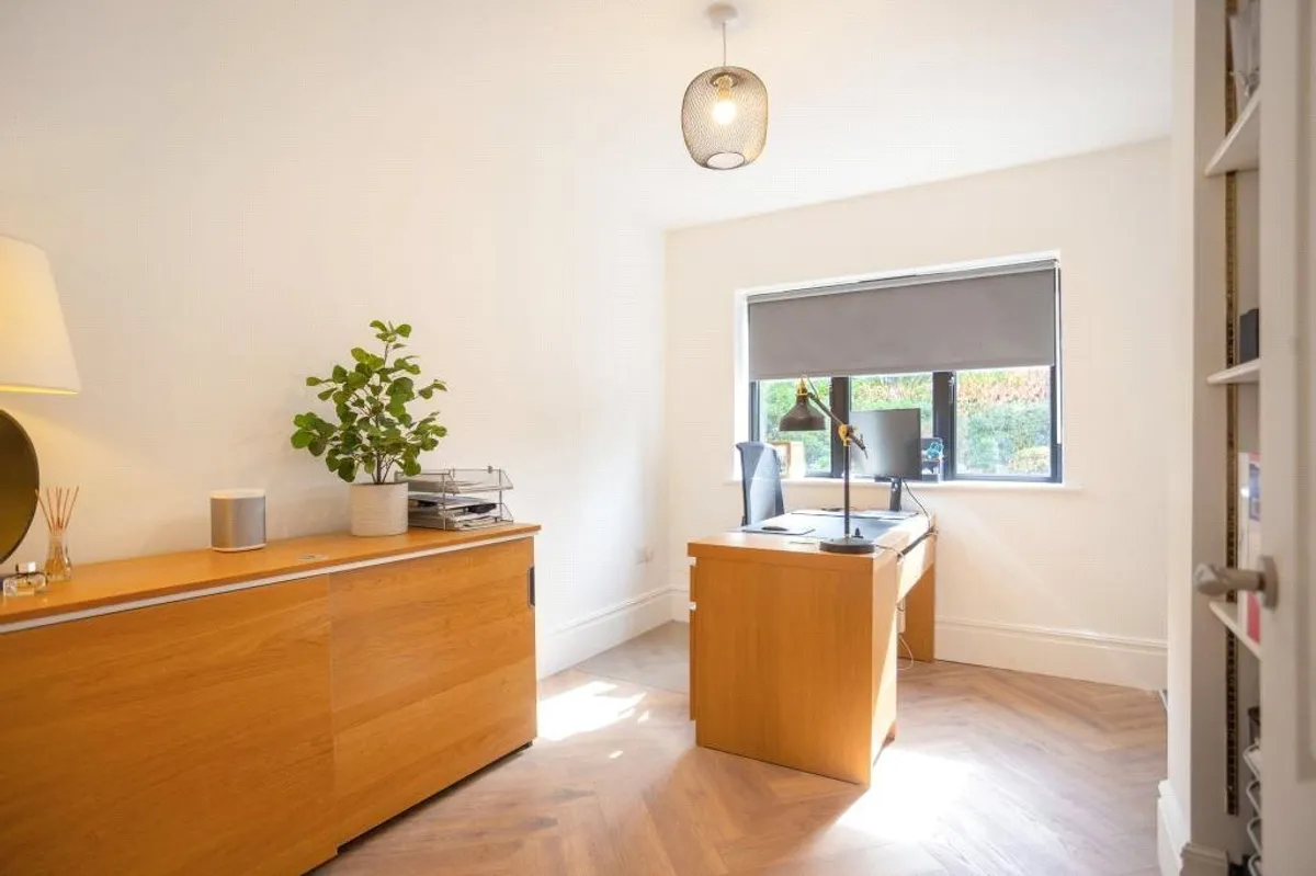 Wayfarin, Brimpton Common, RG7