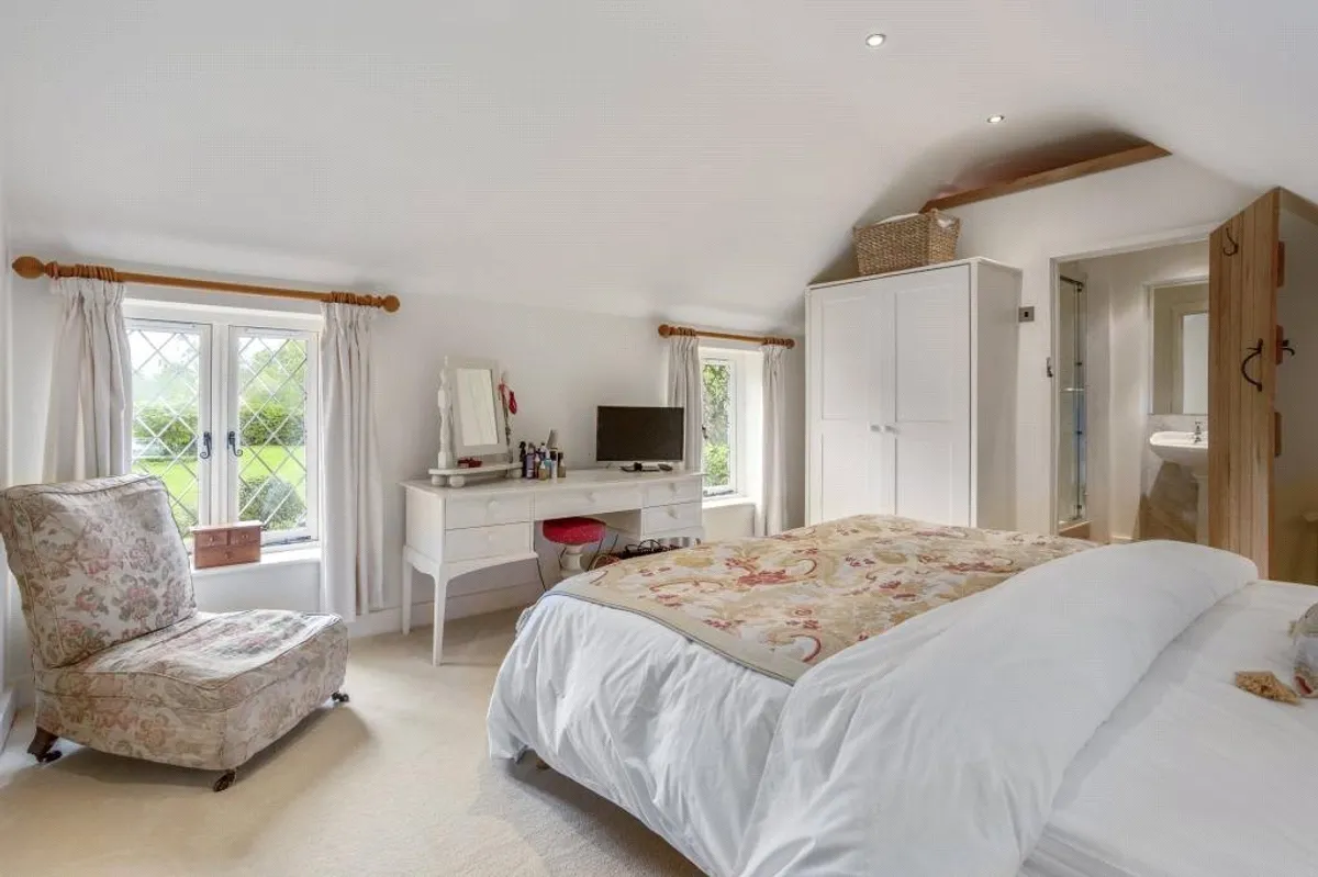 Little Farm, Baughurst, RG26