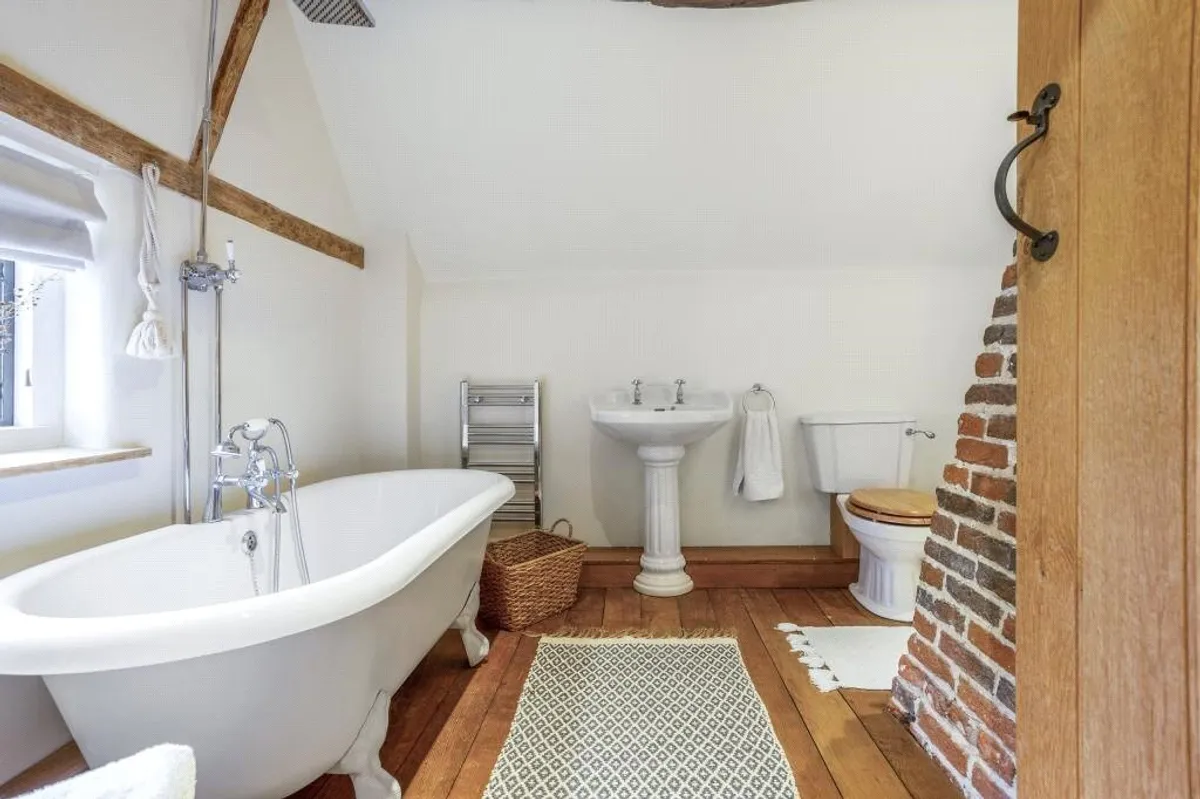 Little Farm, Baughurst, RG26