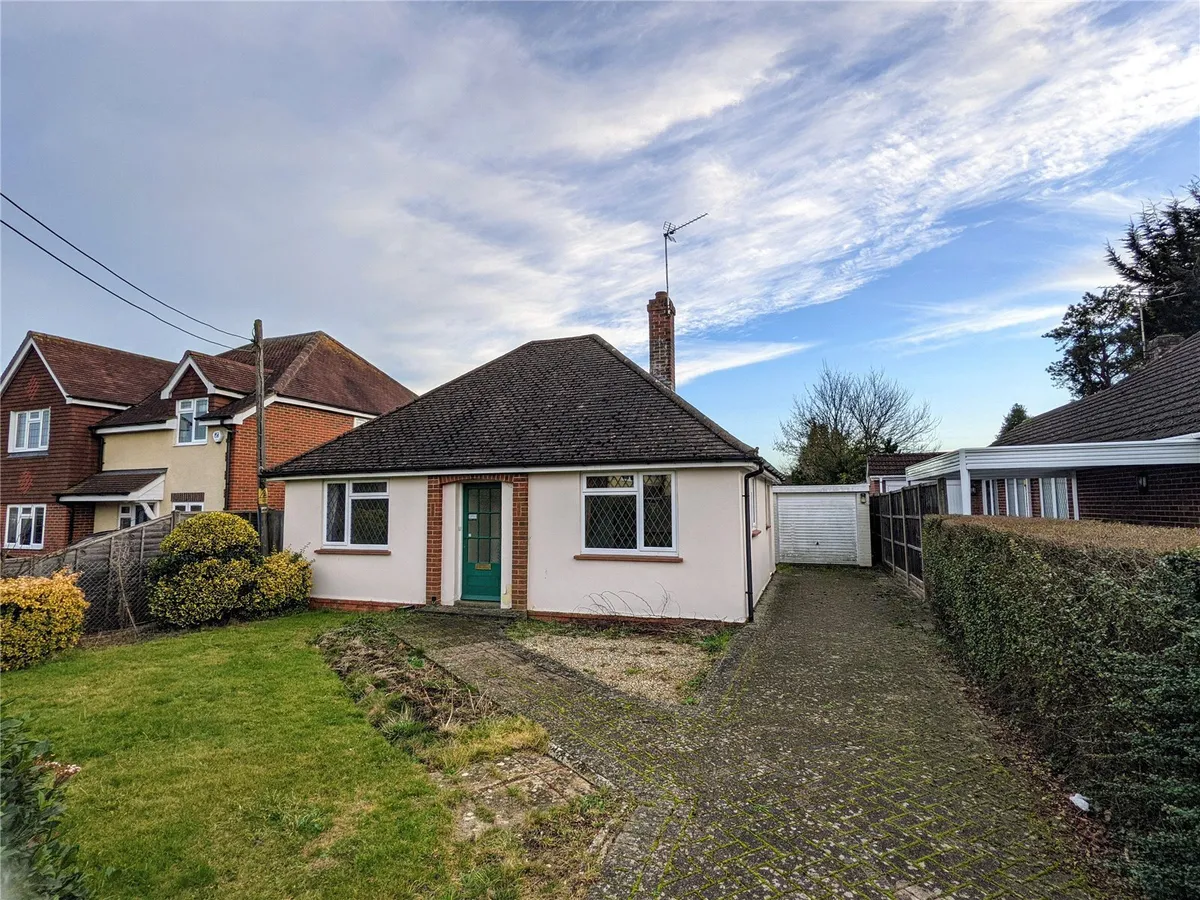 Linden Avenue, Old Basing, RG24