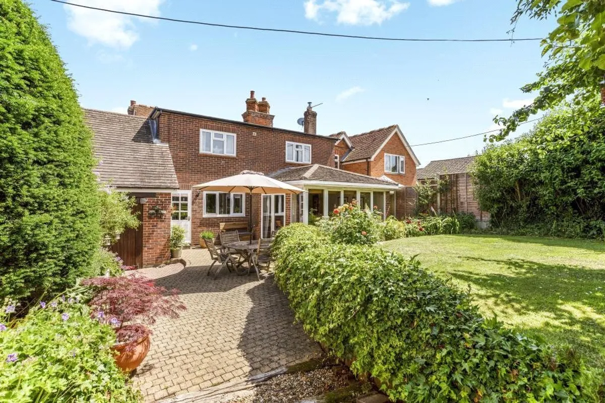 Yew Tree Cottage, Sherborne St John, RG24