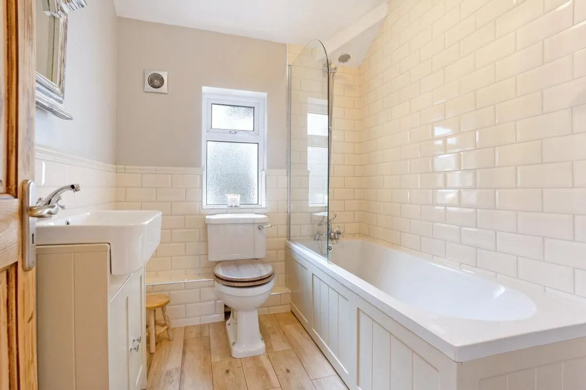 Wellington Terrace, Basingstoke, RG23