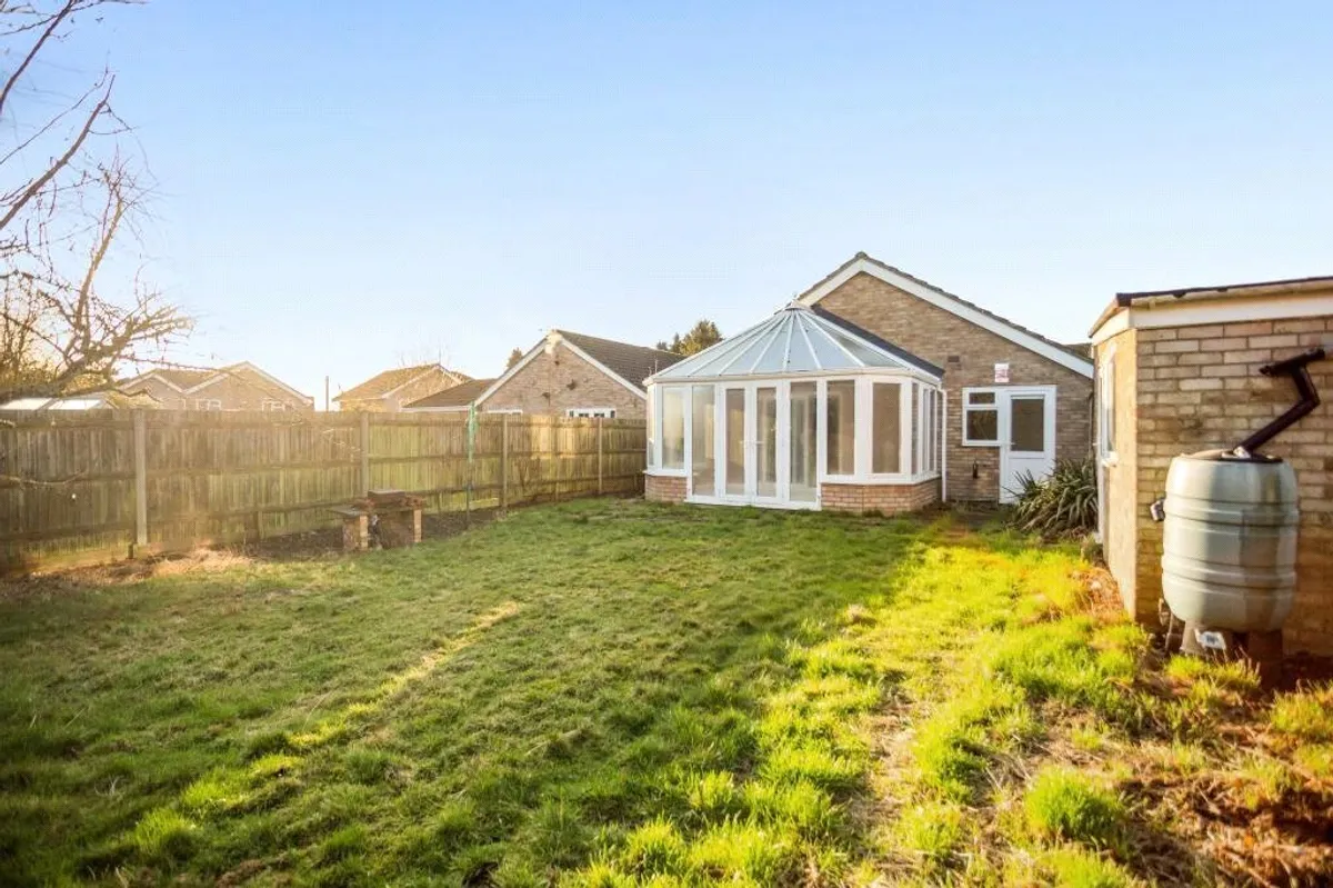 Park Close, Oakley, RG23