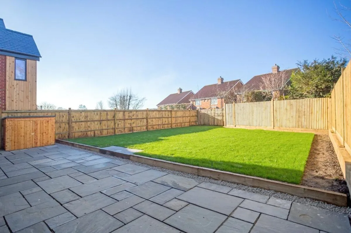 Pardown, Oakley, Basingstoke, RG23