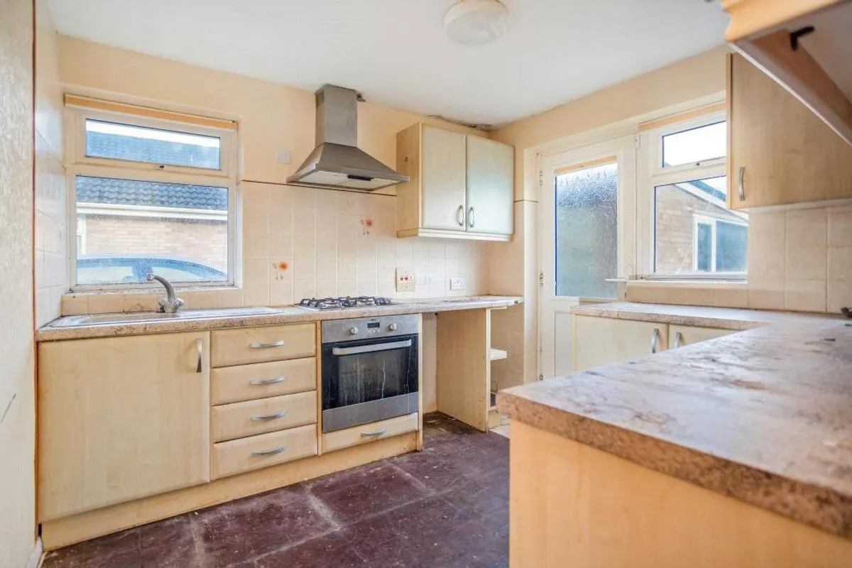 Park Close, Oakley, RG23