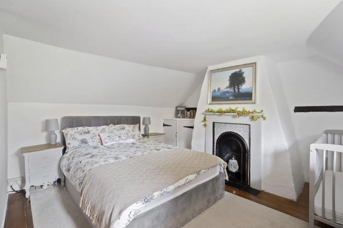 West End, Sherborne St. John, Basingstoke, Hampshire, RG24