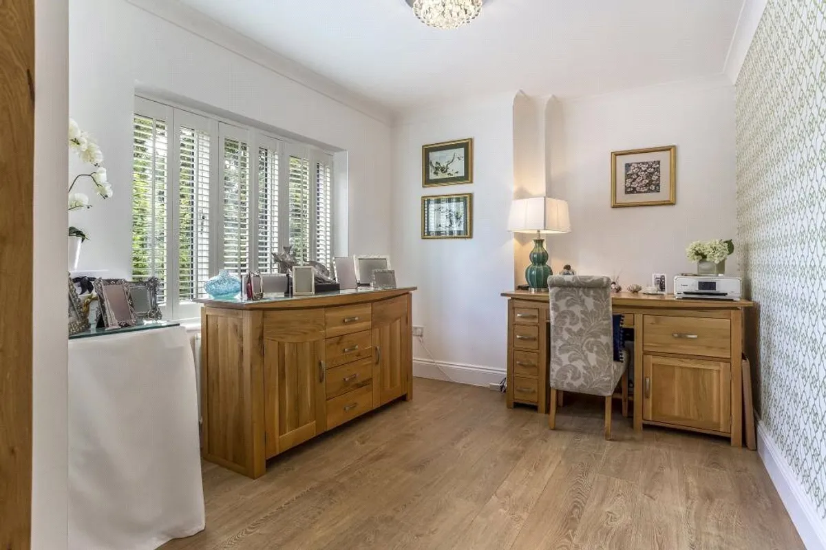 Chapel Walk, Cliddesden, RG25