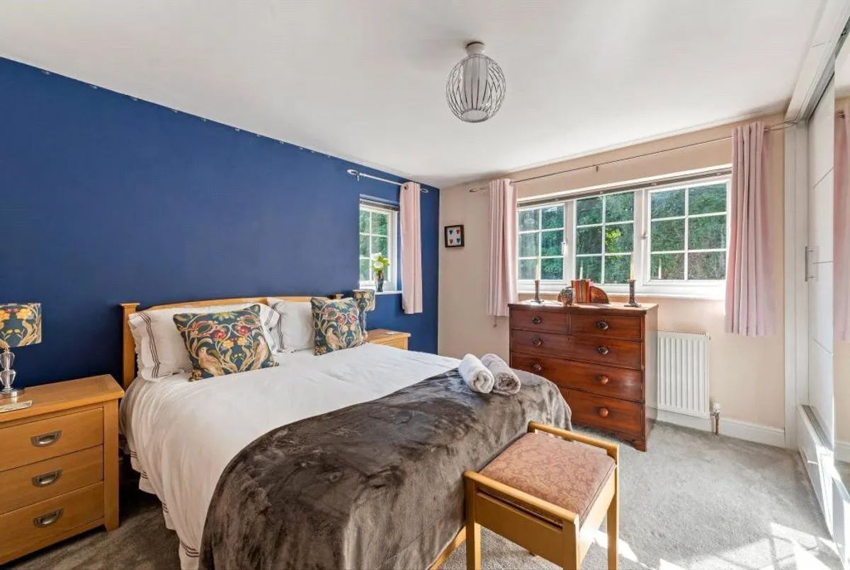 Neville Close, Basingstoke, RG21