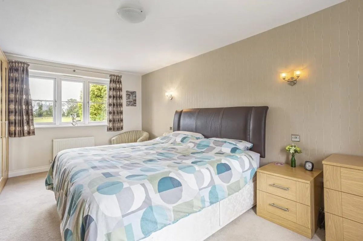 Lintells, Hannington, RG26