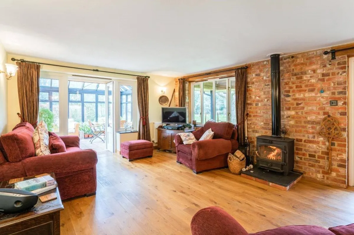 Littleholme, Clapper Hill, Pamber End, RG26
