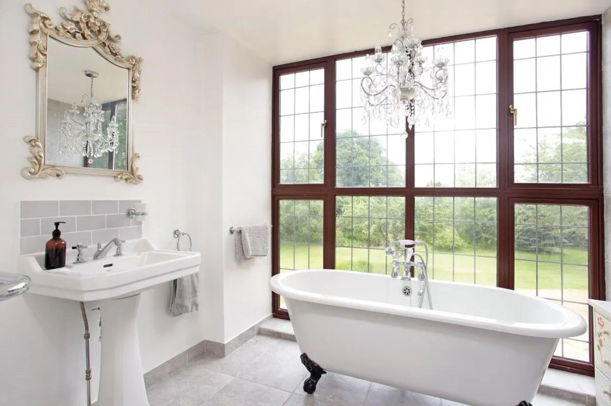 The Warren, Dogmersfield, RG27