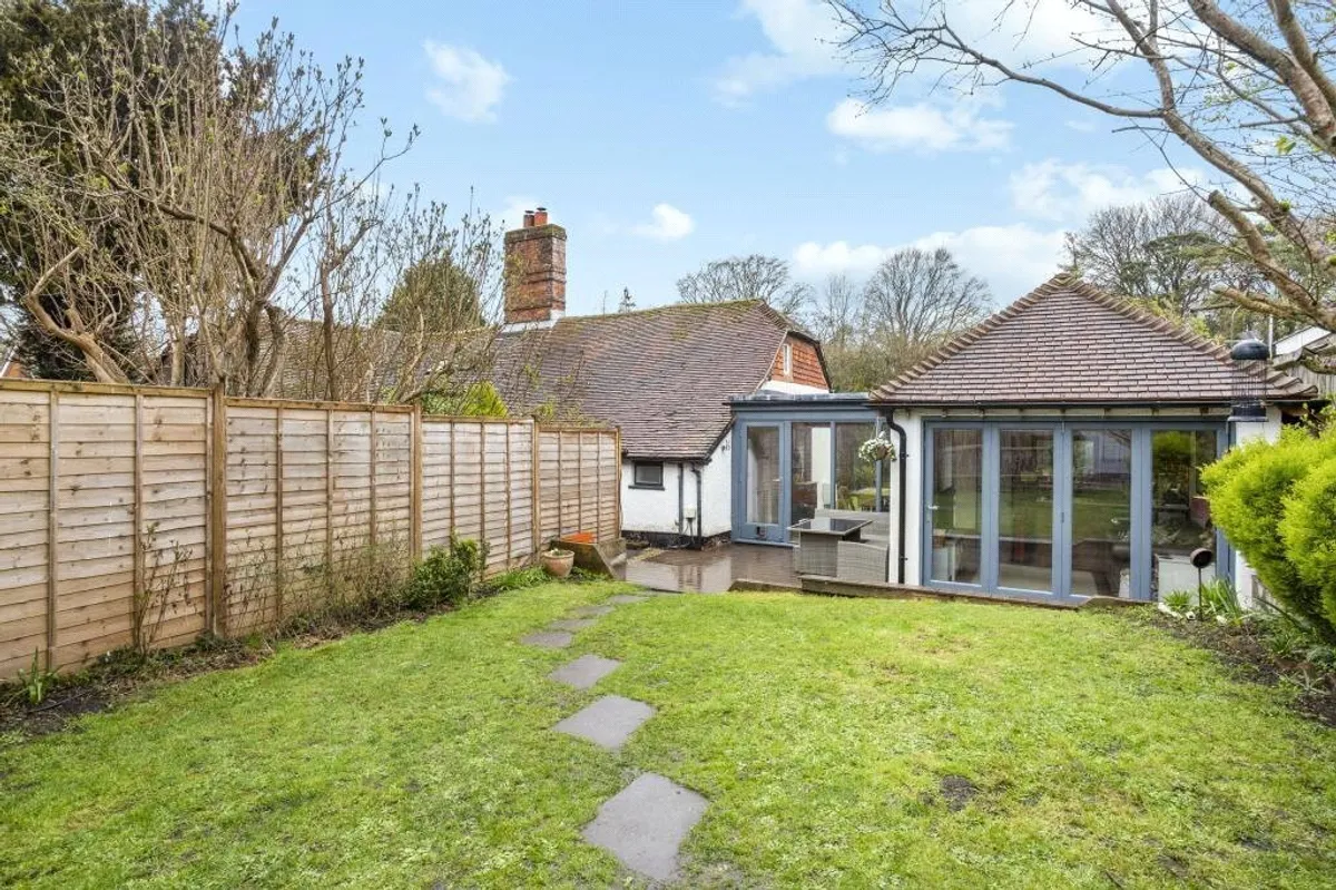 West End, Sherborne St. John, Basingstoke, Hampshire, RG24