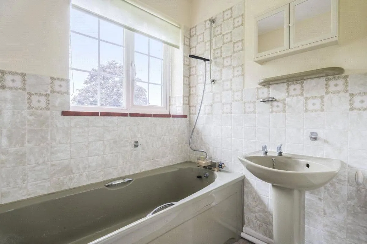 Laurels, Monk Sherborne, Nr Basingstoke, RG26