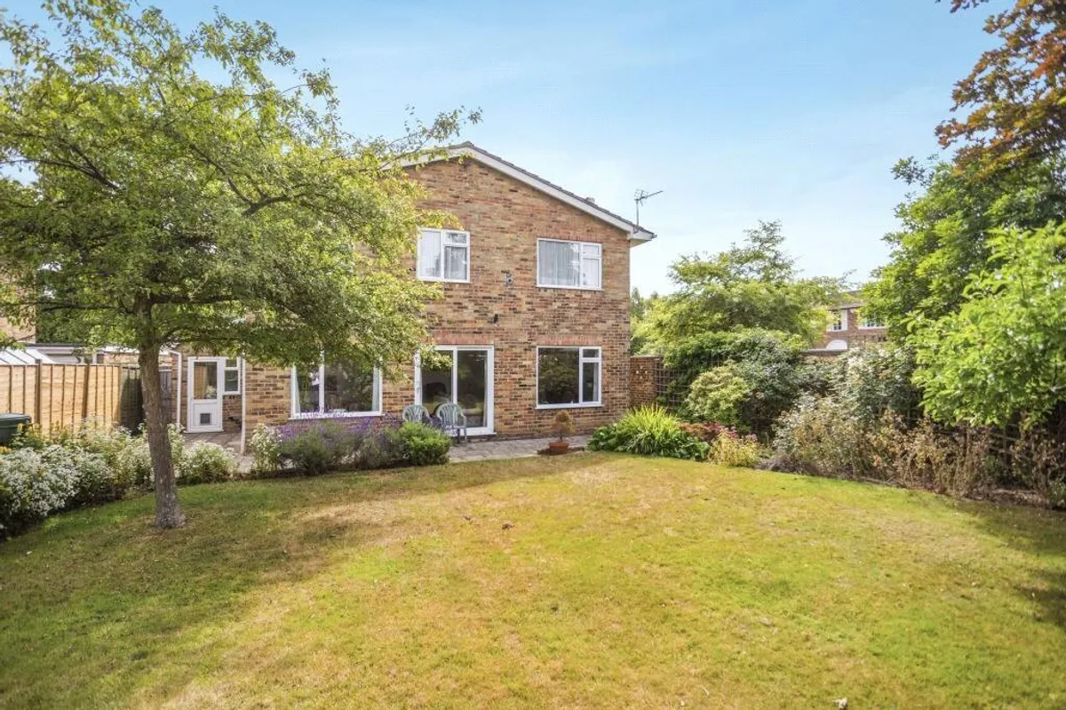 Impstone Road, Pamber Heath, RG26
