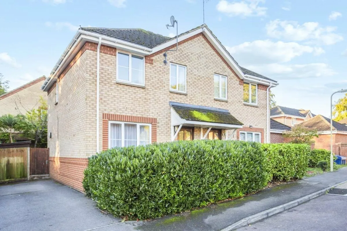 Nightingale Gardens, Rooksdown, Basingstoke, RG24