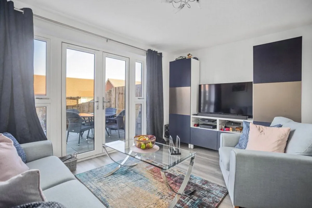 Blackmoor Drive, Basingstoke, RG24