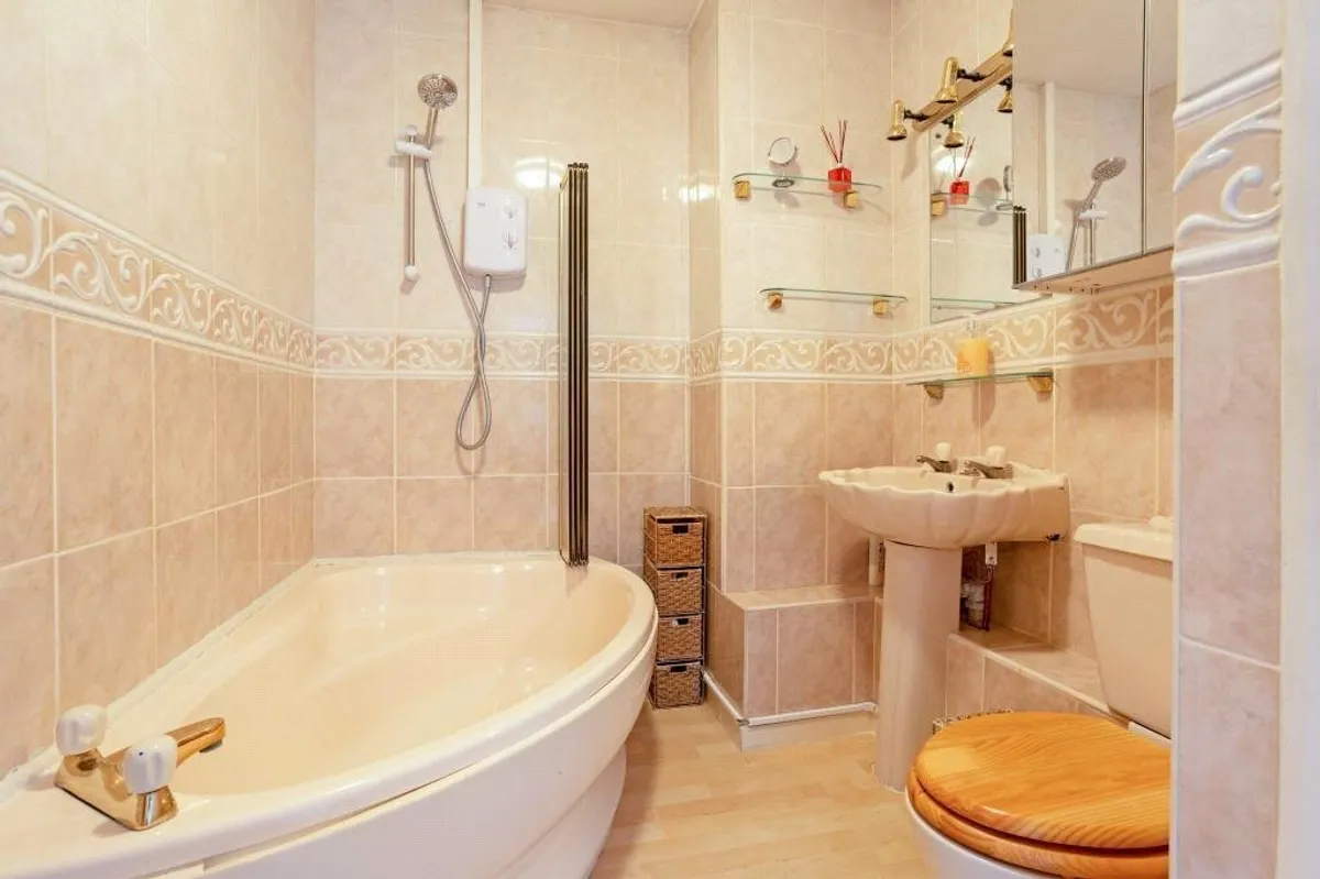 Wellington Terrace, Basingstoke, RG23