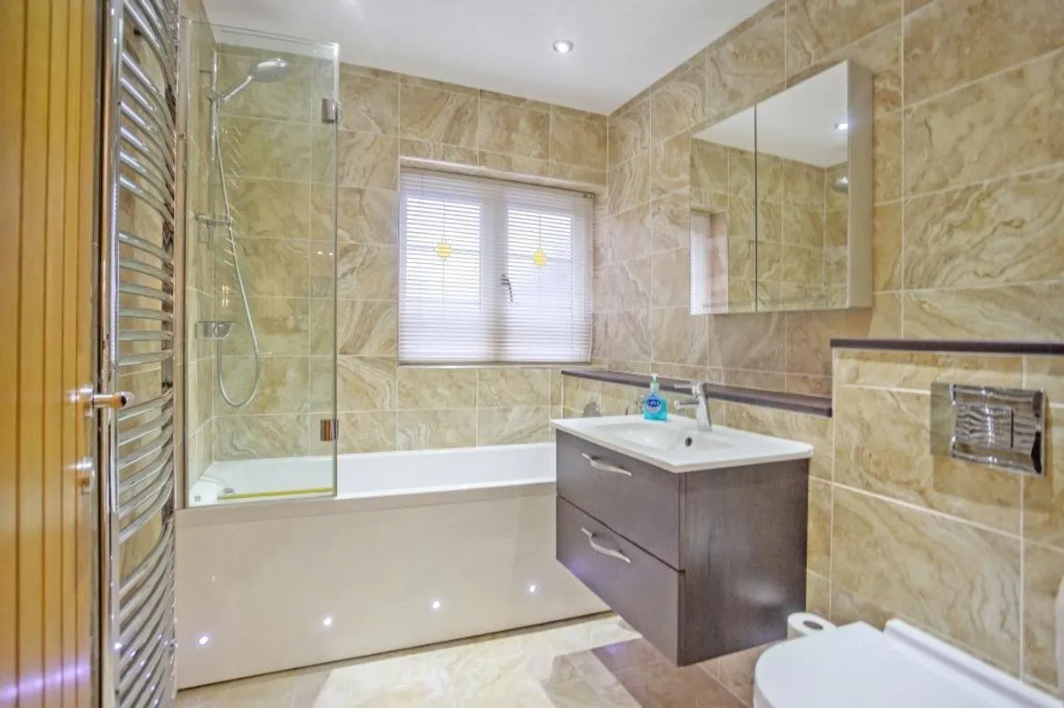 Hopton Garth, Lychpit, Basingstoke, RG24