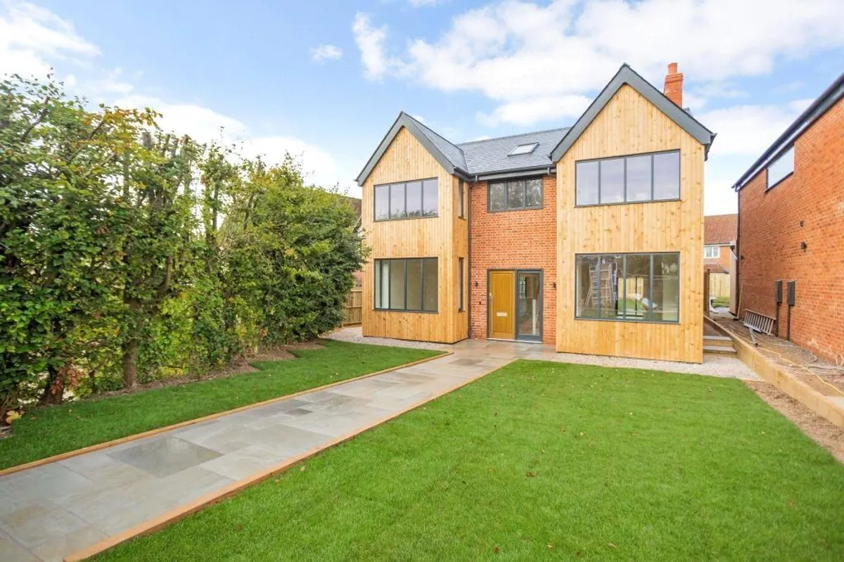 Russett House, Oakley, Basingstoke, RG23