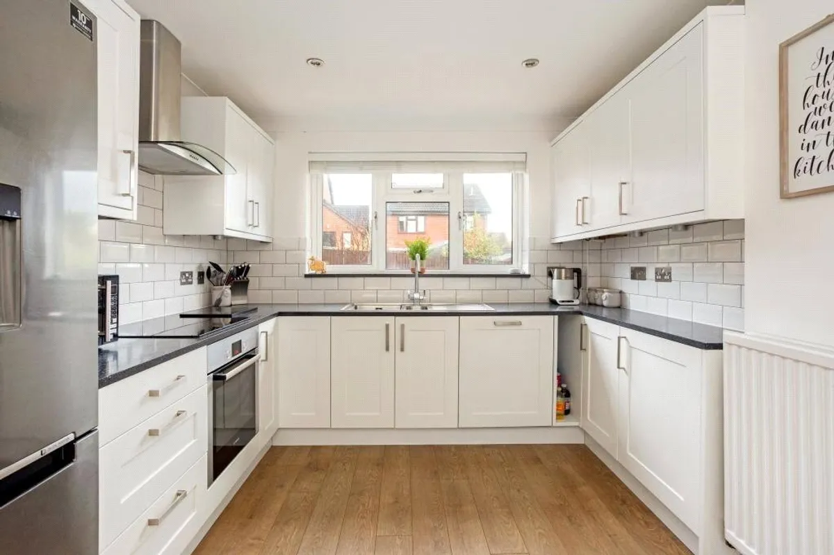 Saffron Close, Chineham, RG24