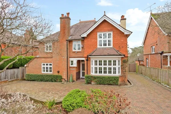 Cliddesden Road, Basingstoke, RG21
