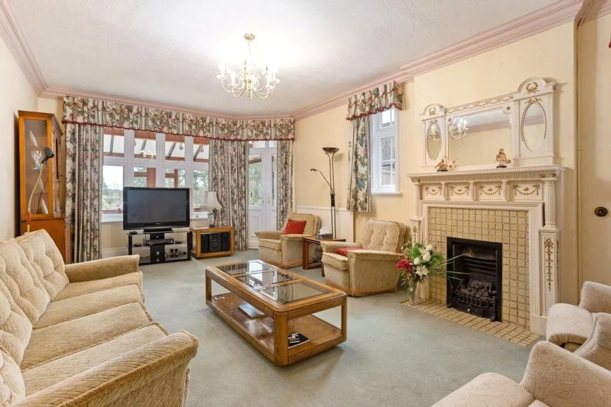 Cliddesden Road, Basingstoke, RG21