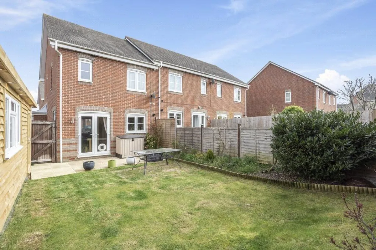 Dorset Crescent, Highfields, RG22