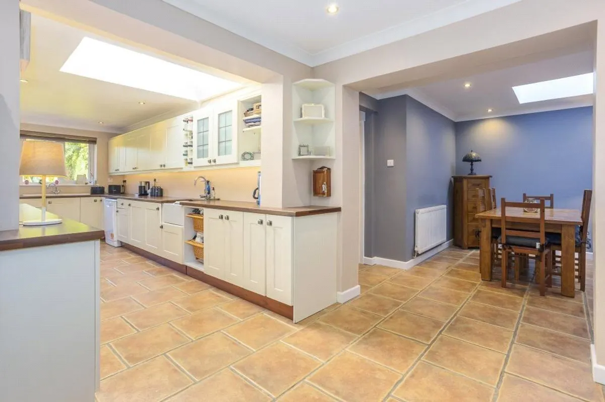 Oakley Lane, Oakley, RG23