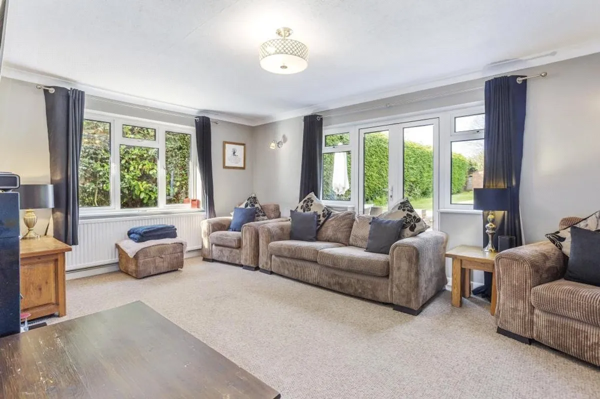 Oakley Lane, Oakley, RG23