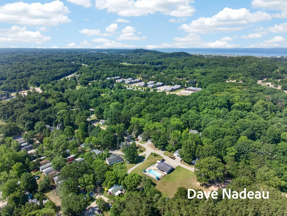 3581 65th St, Saugatuck, MI 49453-9792