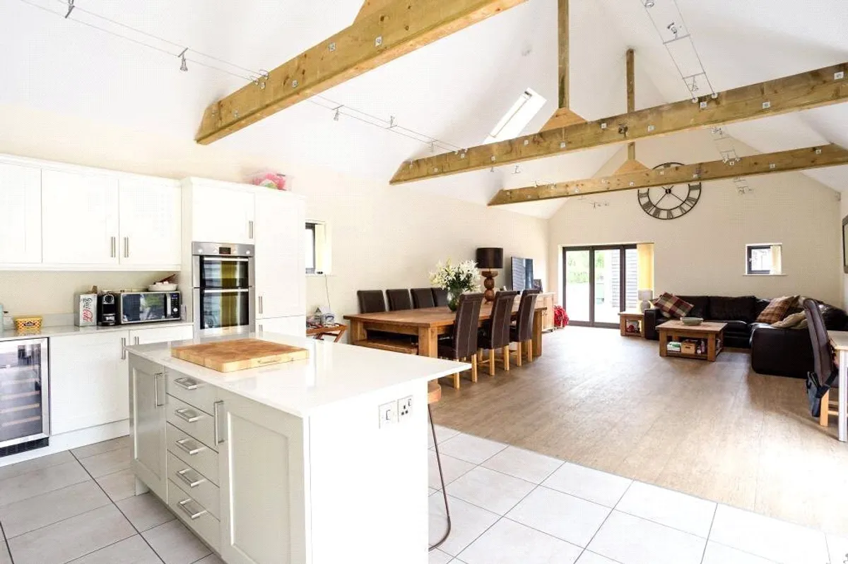 Bullsdown Farm, Bramley, RG26