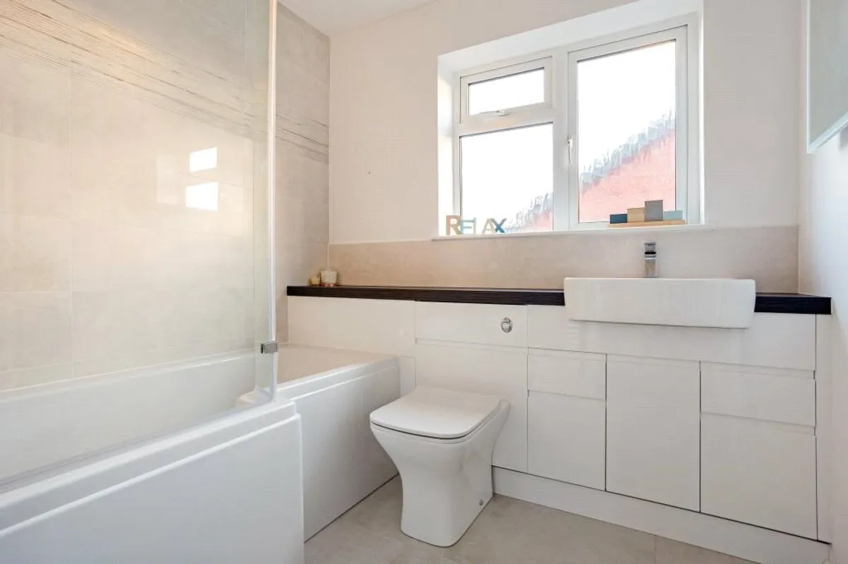 Saffron Close, Chineham, RG24