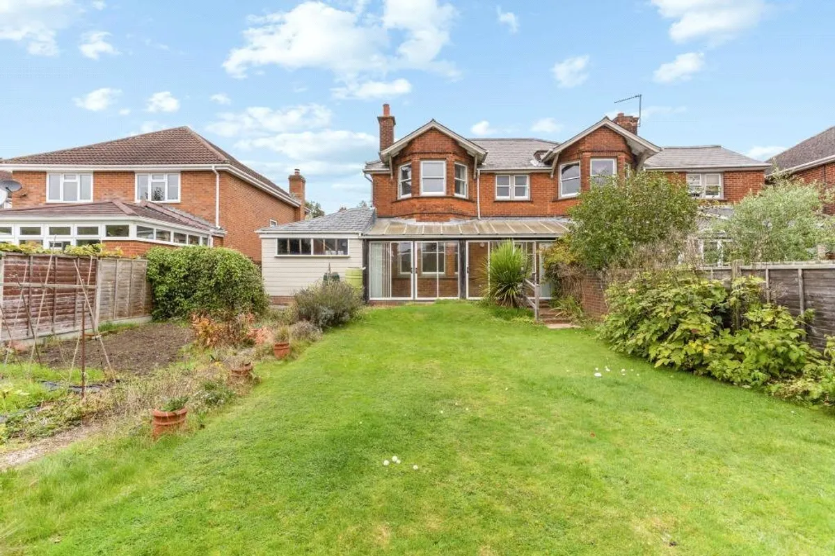 Cromwell Road, Basingstoke, RG21