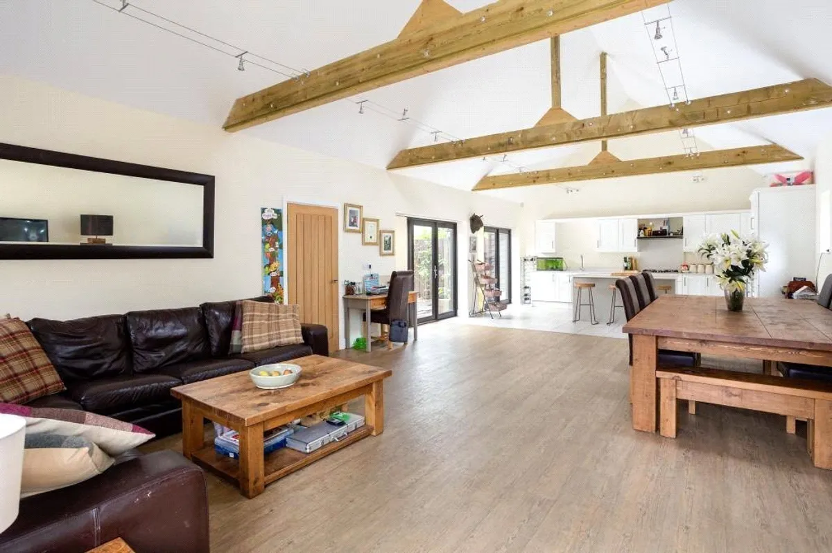 Bullsdown Farm, Bramley, RG26