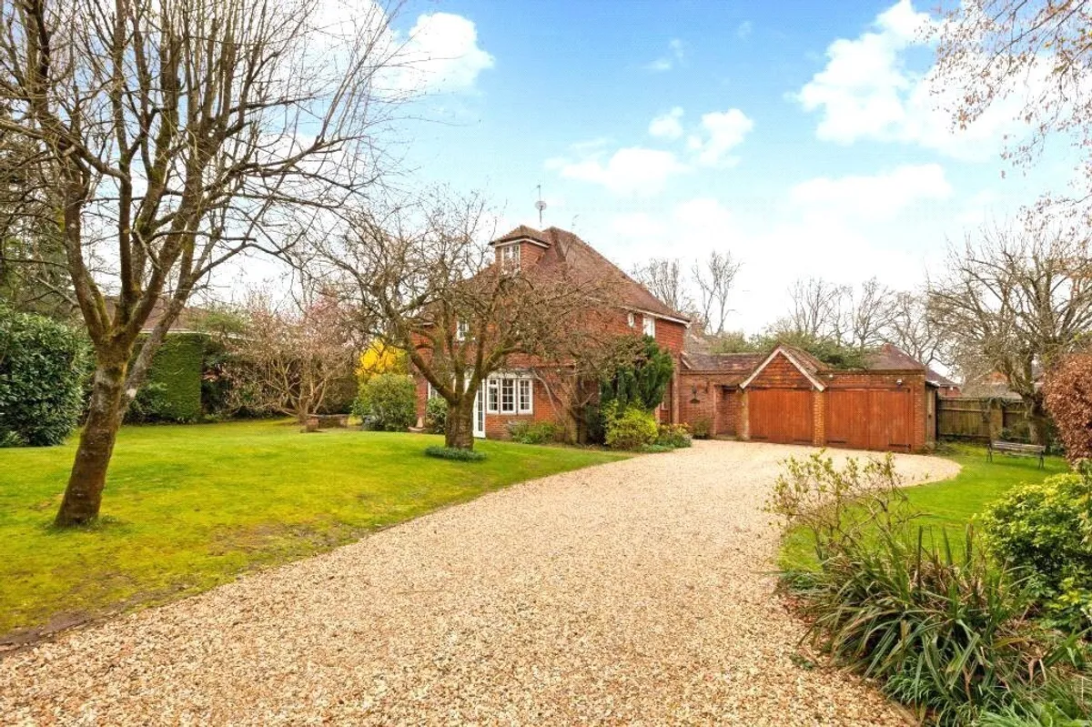 Skippetts Lane East, Basingstoke, RG21