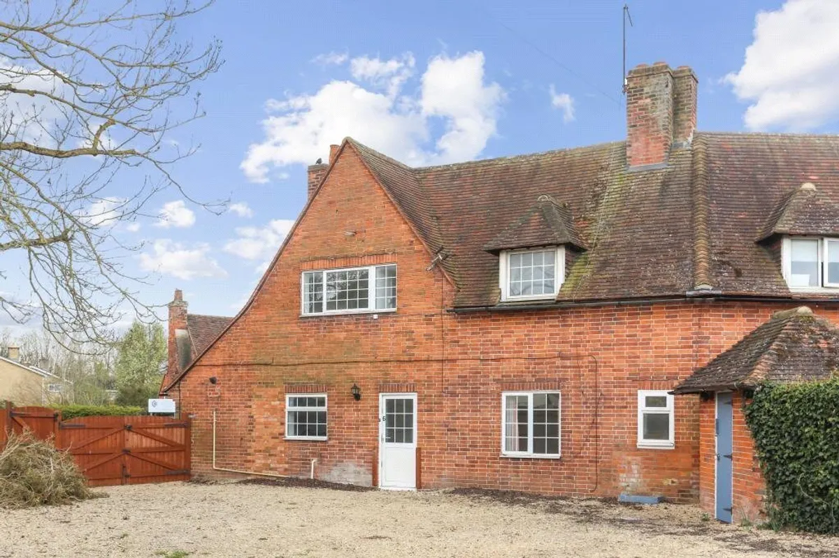 Church Street, Theale, RG7