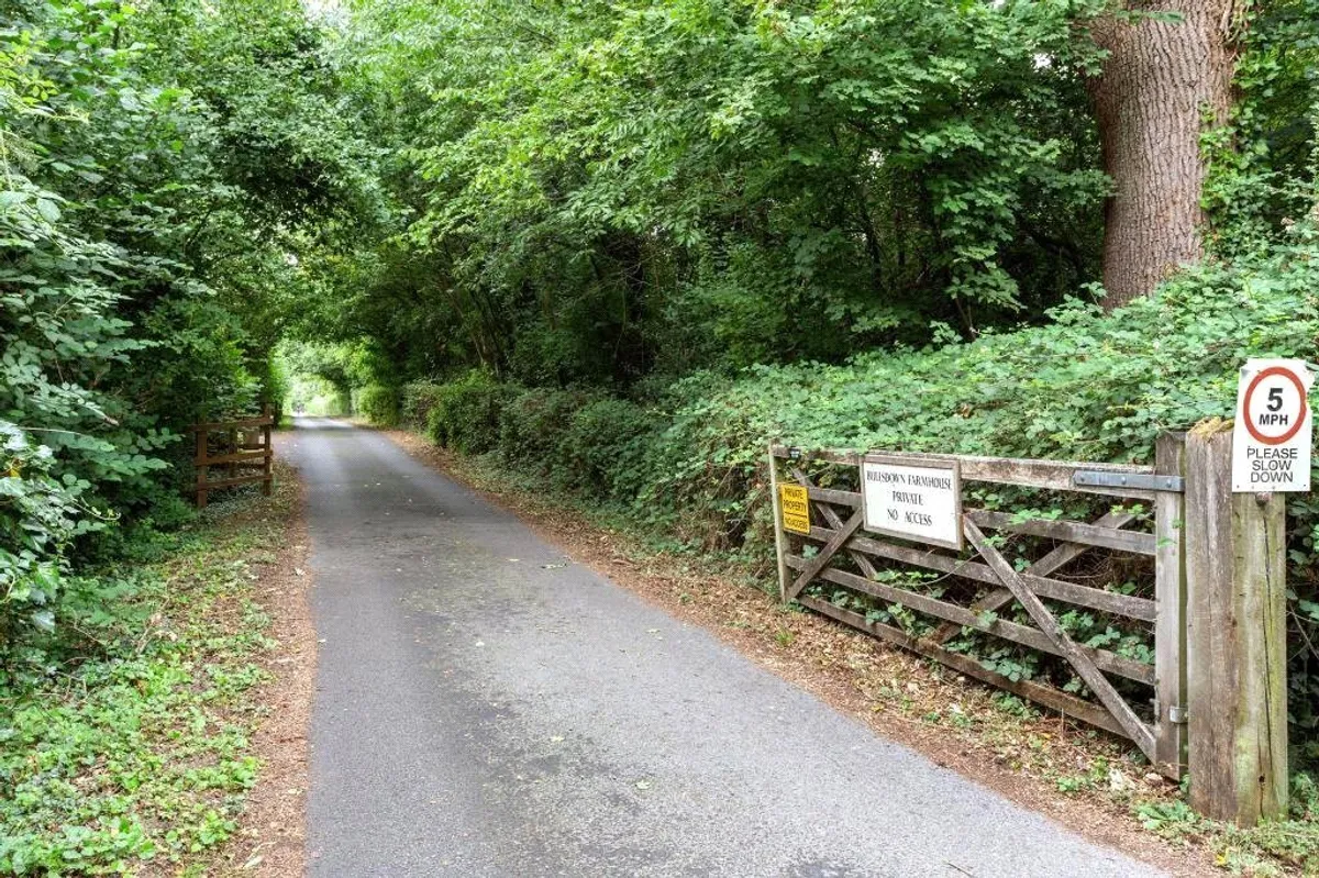 Bullsdown Farm, Bramley, RG26