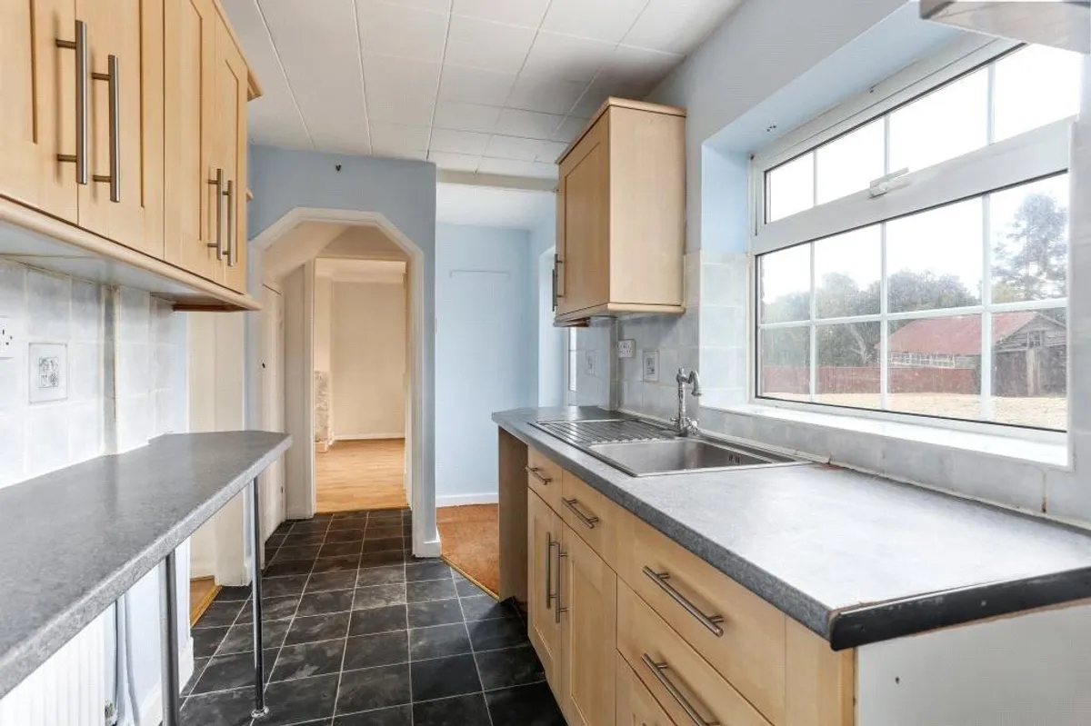 Church Street, Theale, RG7